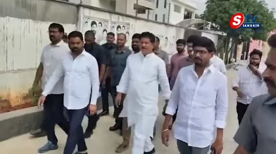 జన్వాడ రాజకీయ రగడ: కాంగ్రెస్ ప్రభుత్వంపై MLC Shambhipur Raju ఆగ్రహం, BRS vs Congress