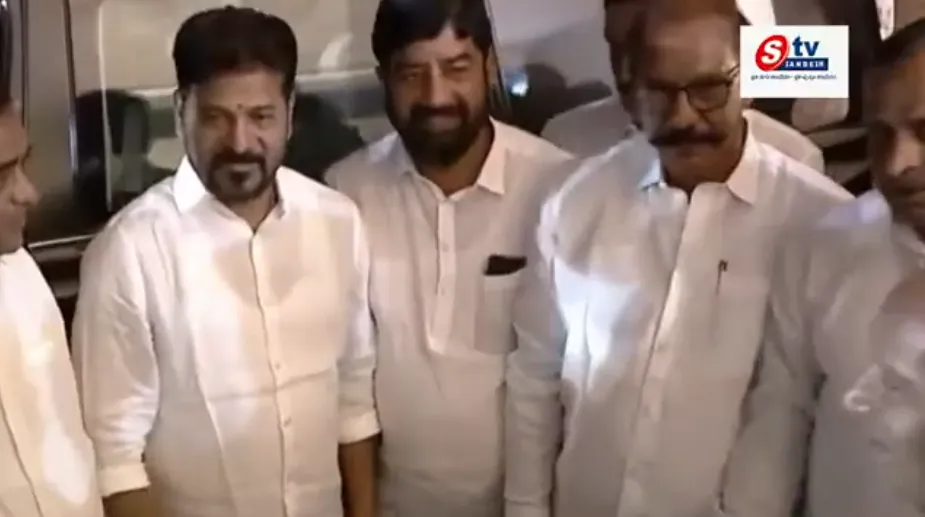భారత్ ఫ్యూచర్ సిటీలోని యంగ్ ఇండియా స్కిల్ యూనివర్సిటీని సందర్శించిన సీఎం రేవంత్ రెడ్డి